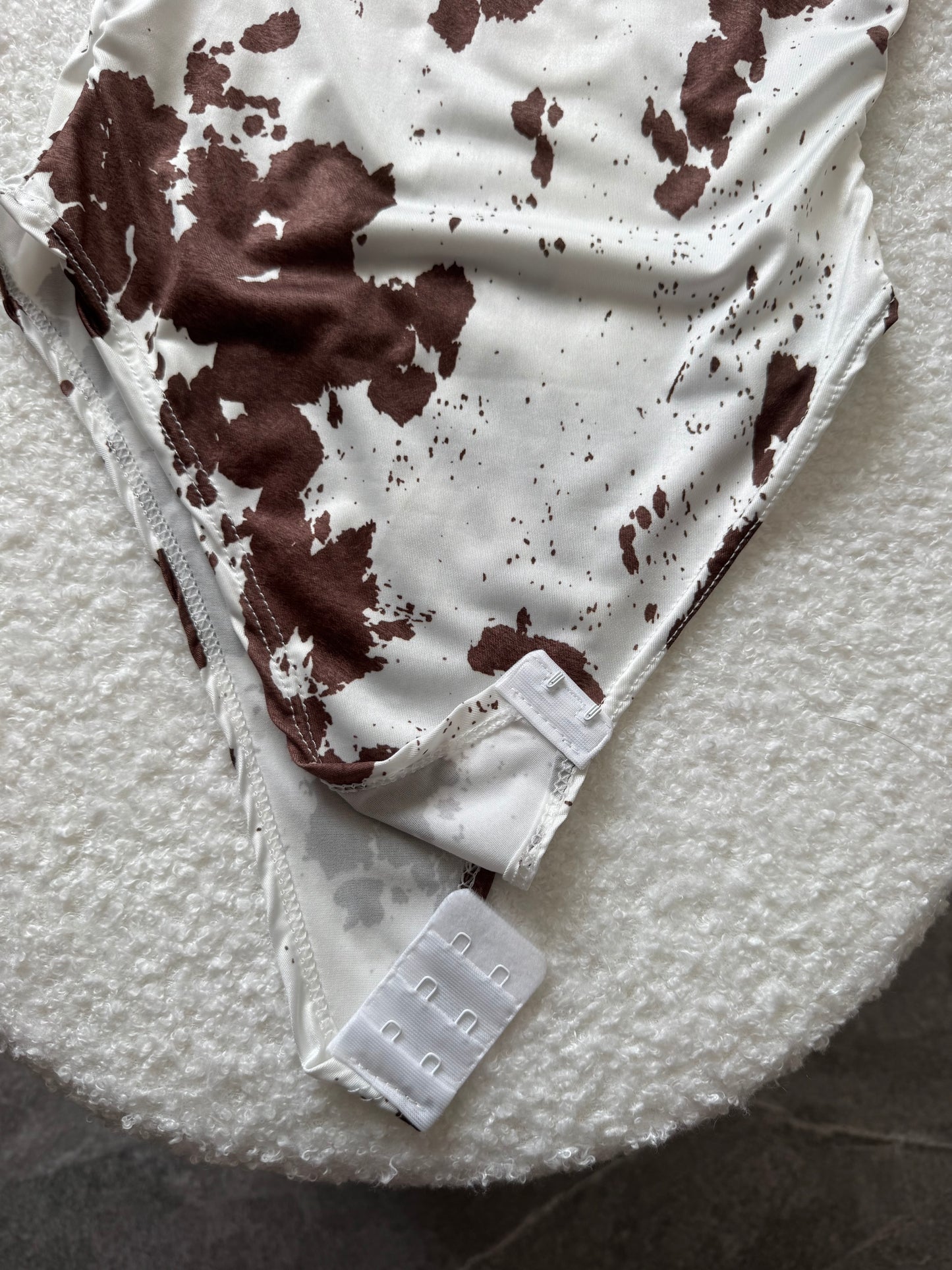 Body cow print