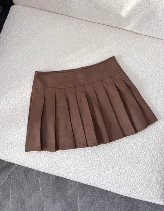 Toffee suede pleated skort