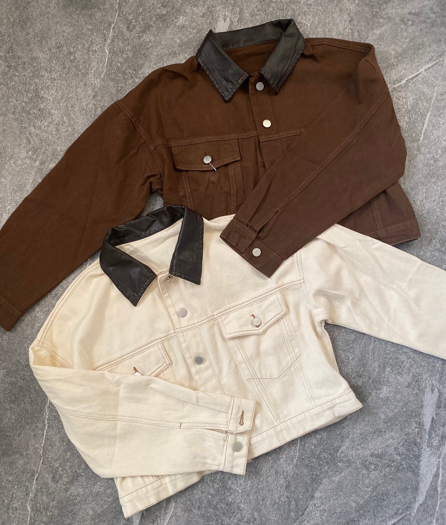 Giacca con colletto finta pelle