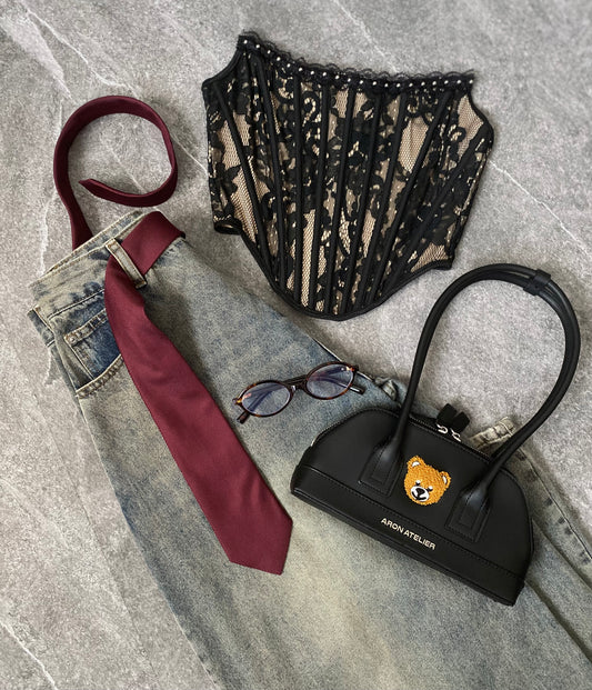 Corsetto pizzo e perline